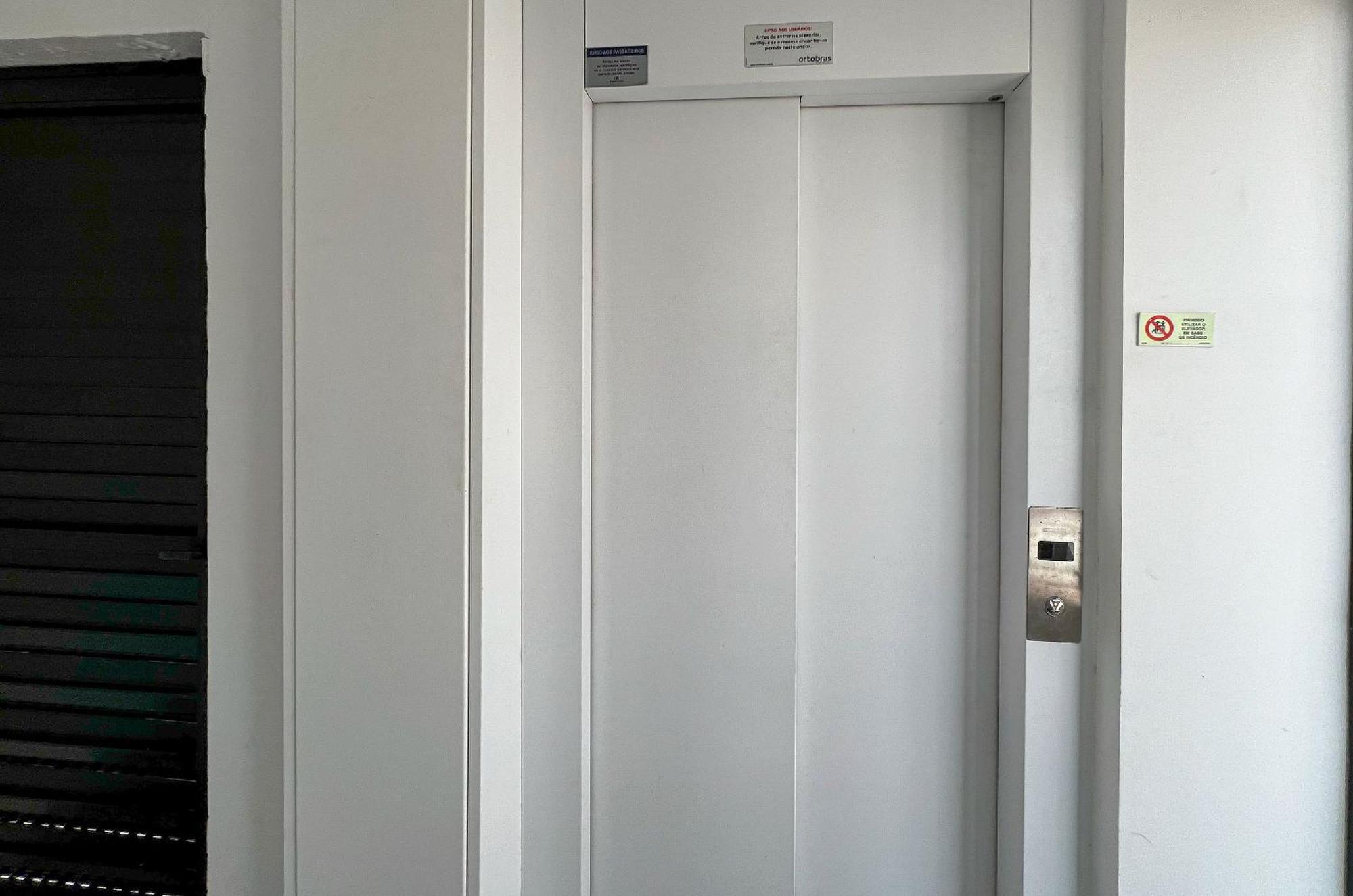 Apartamento Flat Bessa Garagem Piscina 3 Pessoas 150m *